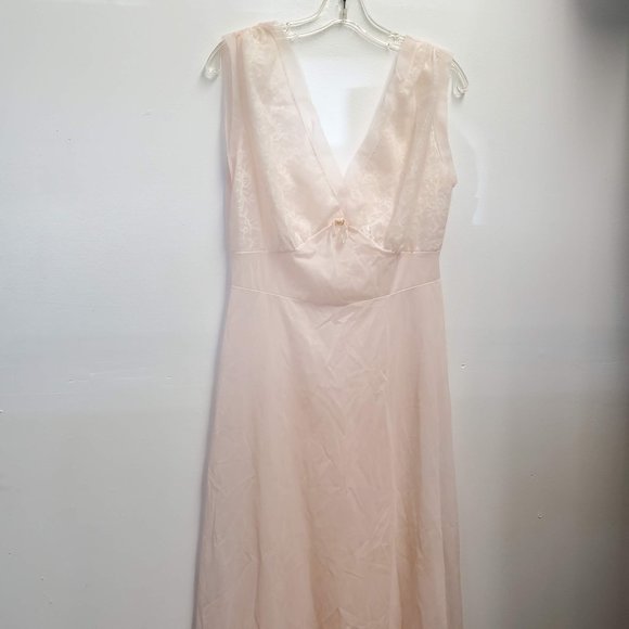 henson hickerwick Other - Vintage nightgown
